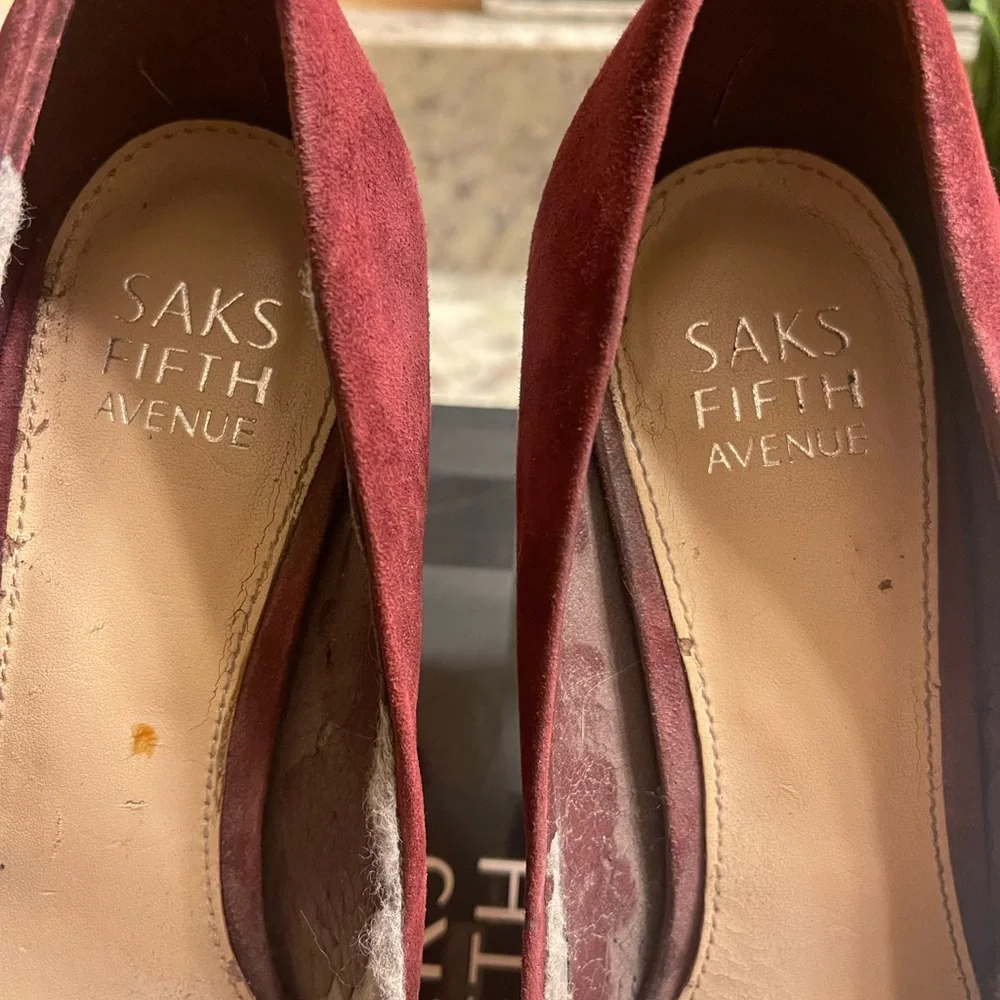 FREE! Saks Fifth Avenue Red Heels - FREE With any purchase! - Picture 6 of 10